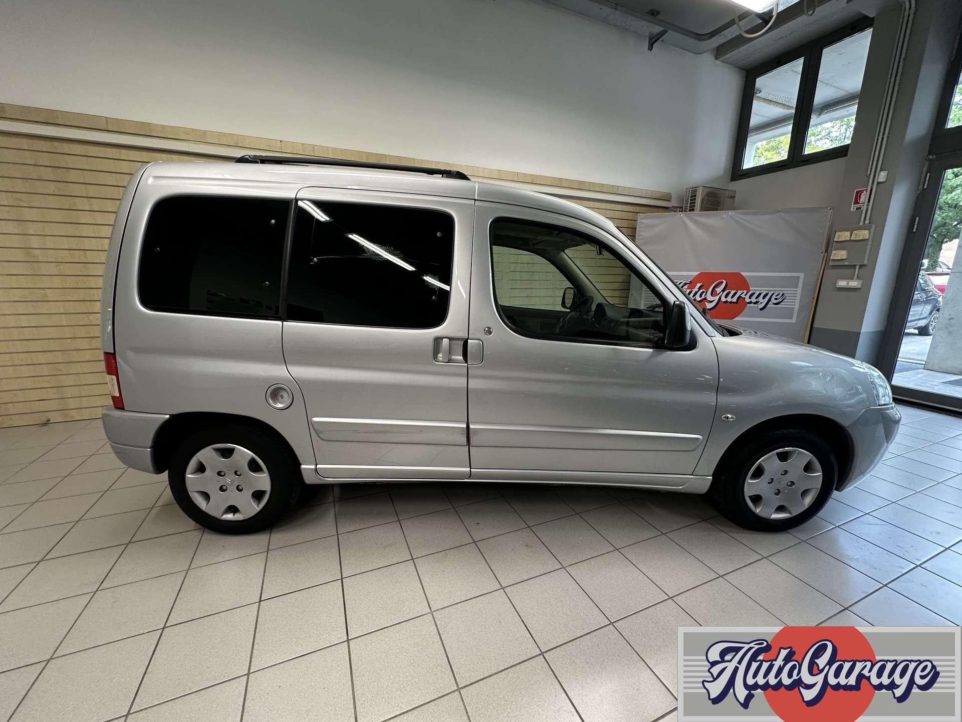 https://autogaragecremona.it/wp-content/uploads/2025/08/citroen-berlingo-berlingo-1-4-unico-prop-pedana-disabili-55-000-km-132129-3.jpg