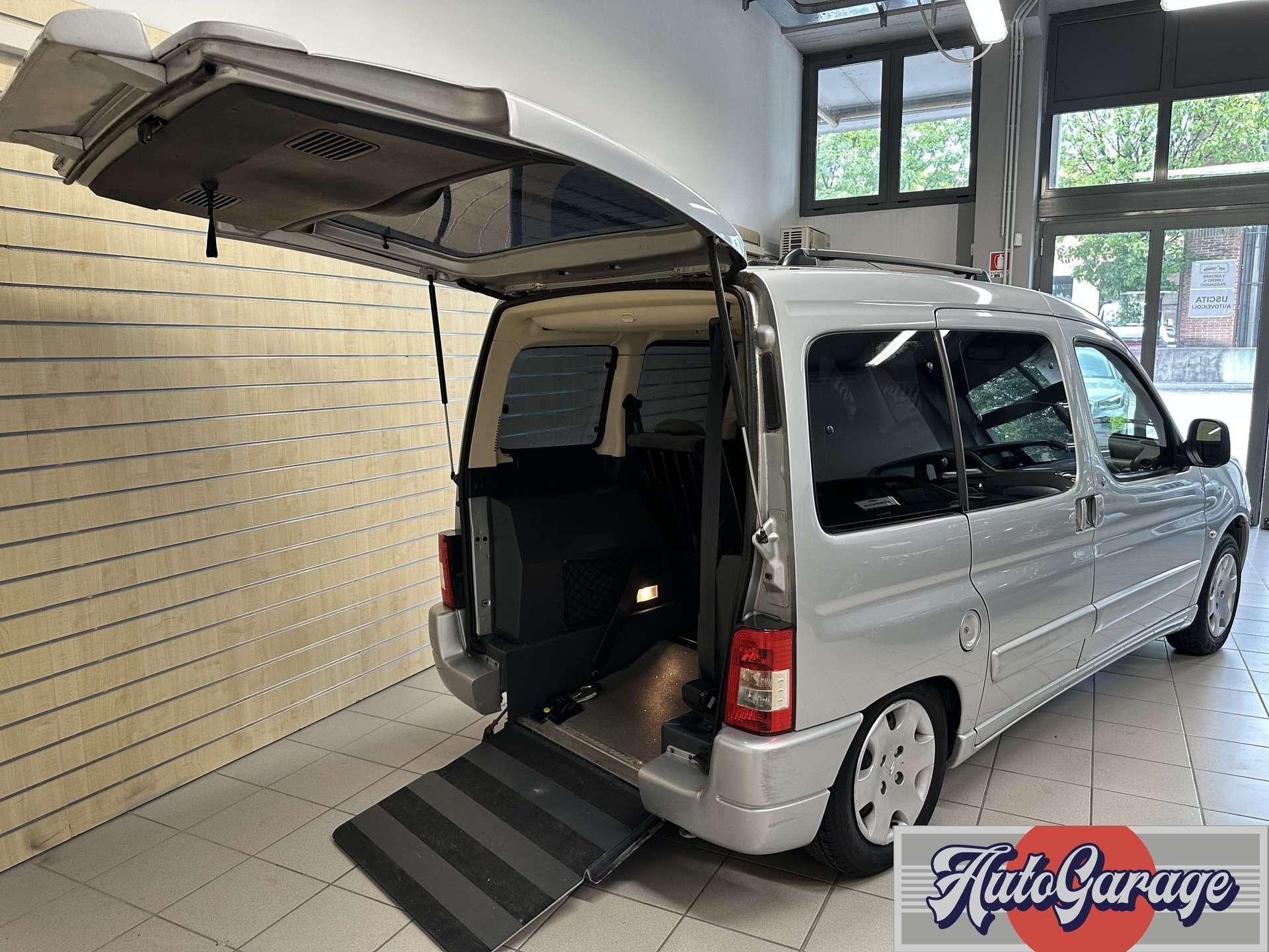 https://autogaragecremona.it/wp-content/uploads/2025/08/citroen-berlingo-berlingo-1-4-unico-prop-pedana-disabili-55-000-km-132129-5.jpg