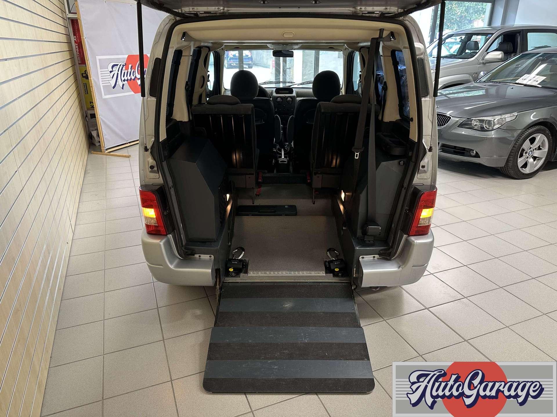https://autogaragecremona.it/wp-content/uploads/2025/08/citroen-berlingo-berlingo-1-4-unico-prop-pedana-disabili-55-000-km-132129-6.jpg