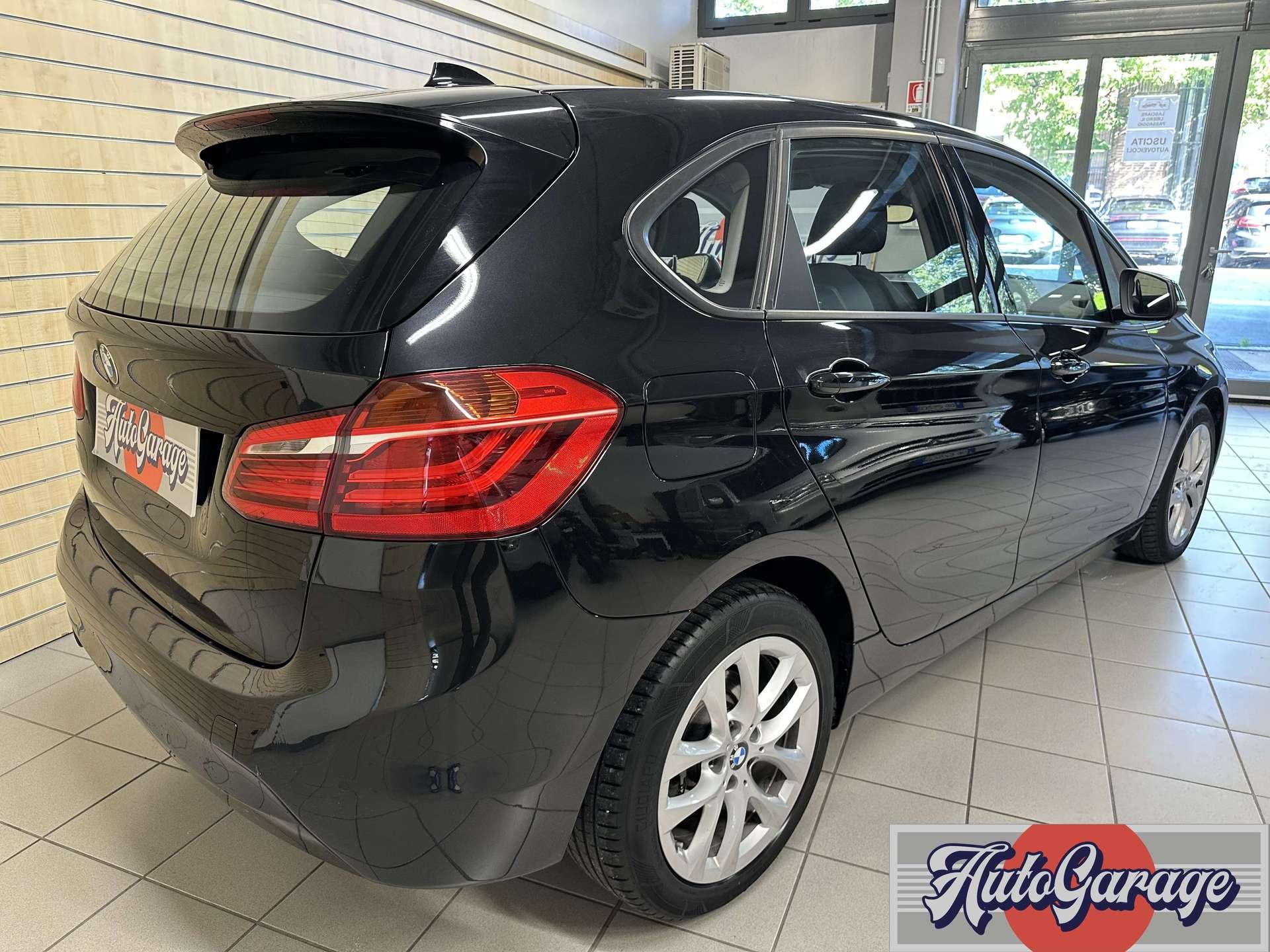 https://autogaragecremona.it/wp-content/uploads/2025/09/bmw-218-218d-active-tourer-tetto-xeno-132318-4.jpg
