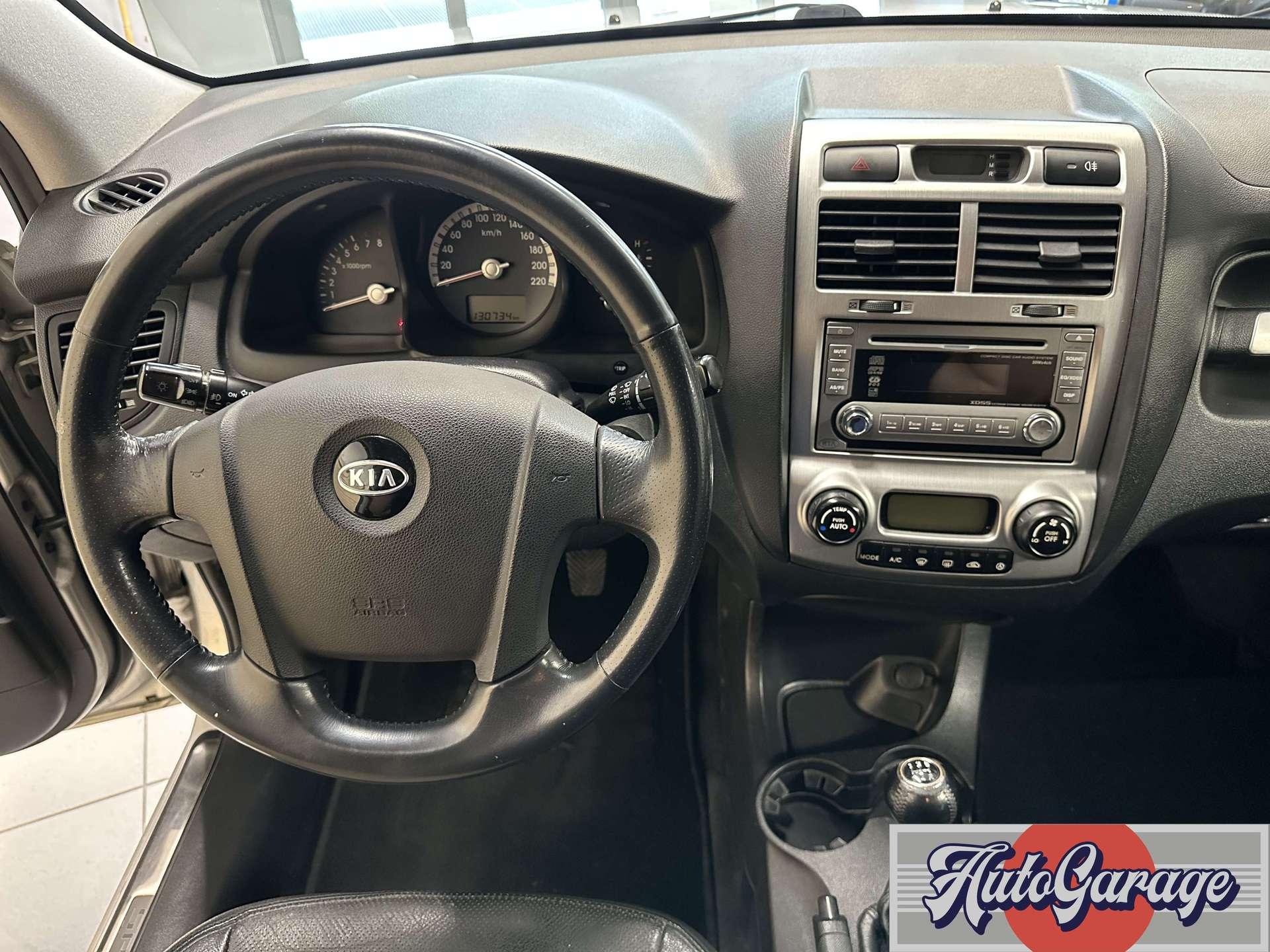 https://autogaragecremona.it/wp-content/uploads/2025/09/kia-sportage-sportage-ii-2005-2-0-16v-active-class-4x4-132288-12.jpg