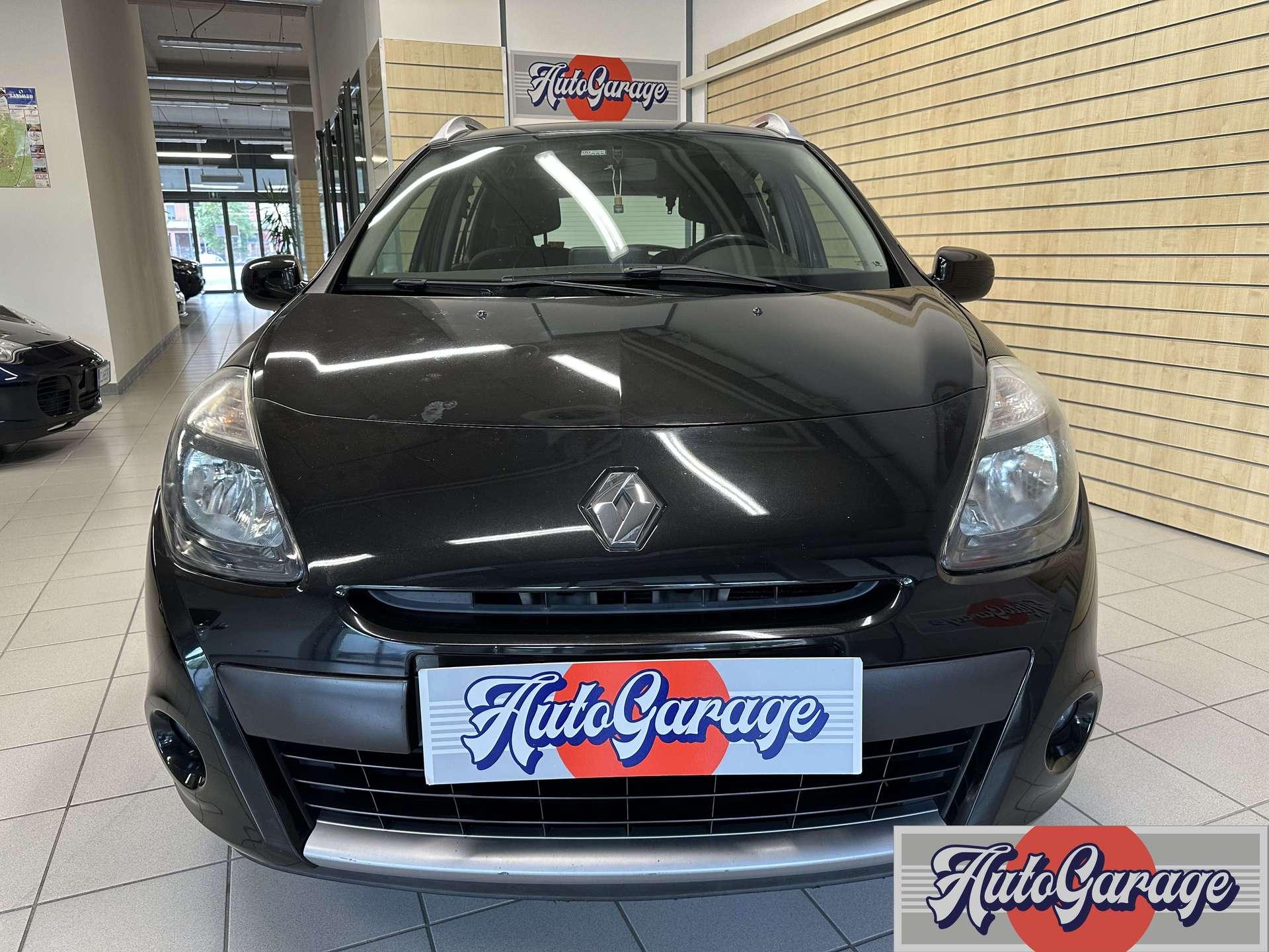 https://autogaragecremona.it/wp-content/uploads/2025/09/renault-clio-clio-sportour-1-2-tce-dynamique-unico-prop-132275-1.jpg
