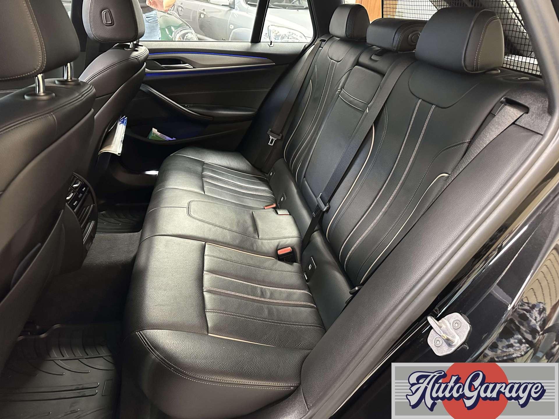 https://autogaragecremona.it/wp-content/uploads/2025/10/bmw-520-520d-touring-msport-unico-prop-tagliandi-bmw-132389-15.jpg