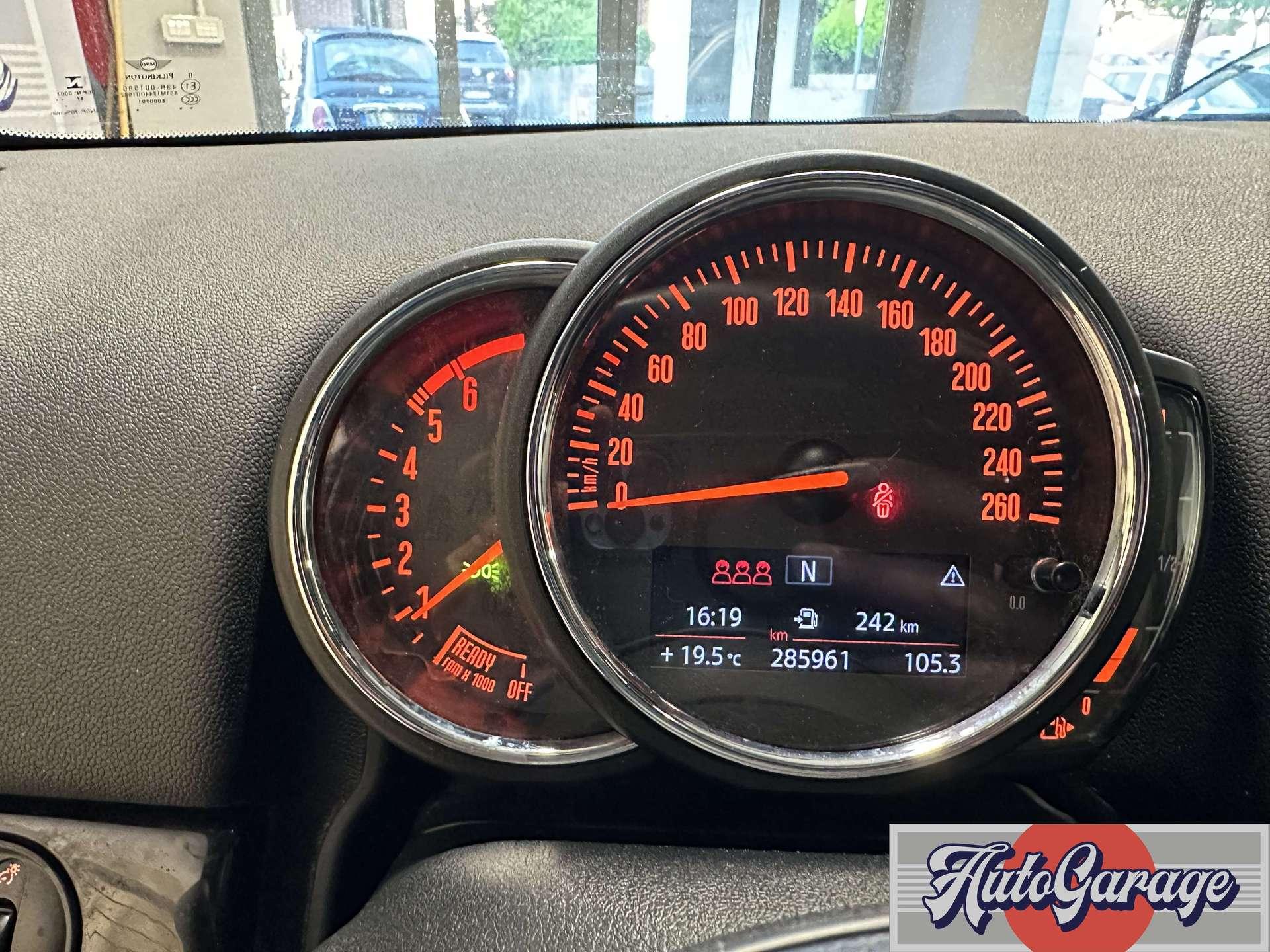 https://autogaragecremona.it/wp-content/uploads/2025/10/mini-cooper-d-countryman-mini-countryman-2-0-unico-prop-tagliandi-mini-132353-10.jpg