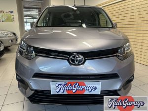 Toyota Proace City  VERSO CON PEDANA AMOVIBILE