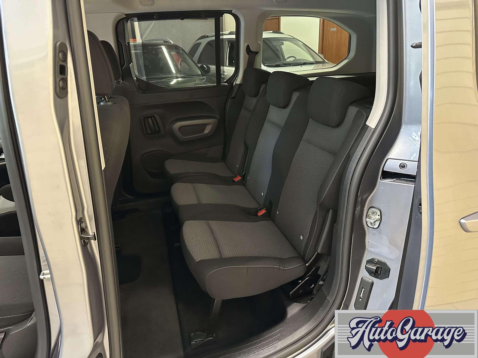 https://autogaragecremona.it/wp-content/uploads/2025/10/toyota-proace-city-verso-con-pedana-amovibile-132372-10.jpg