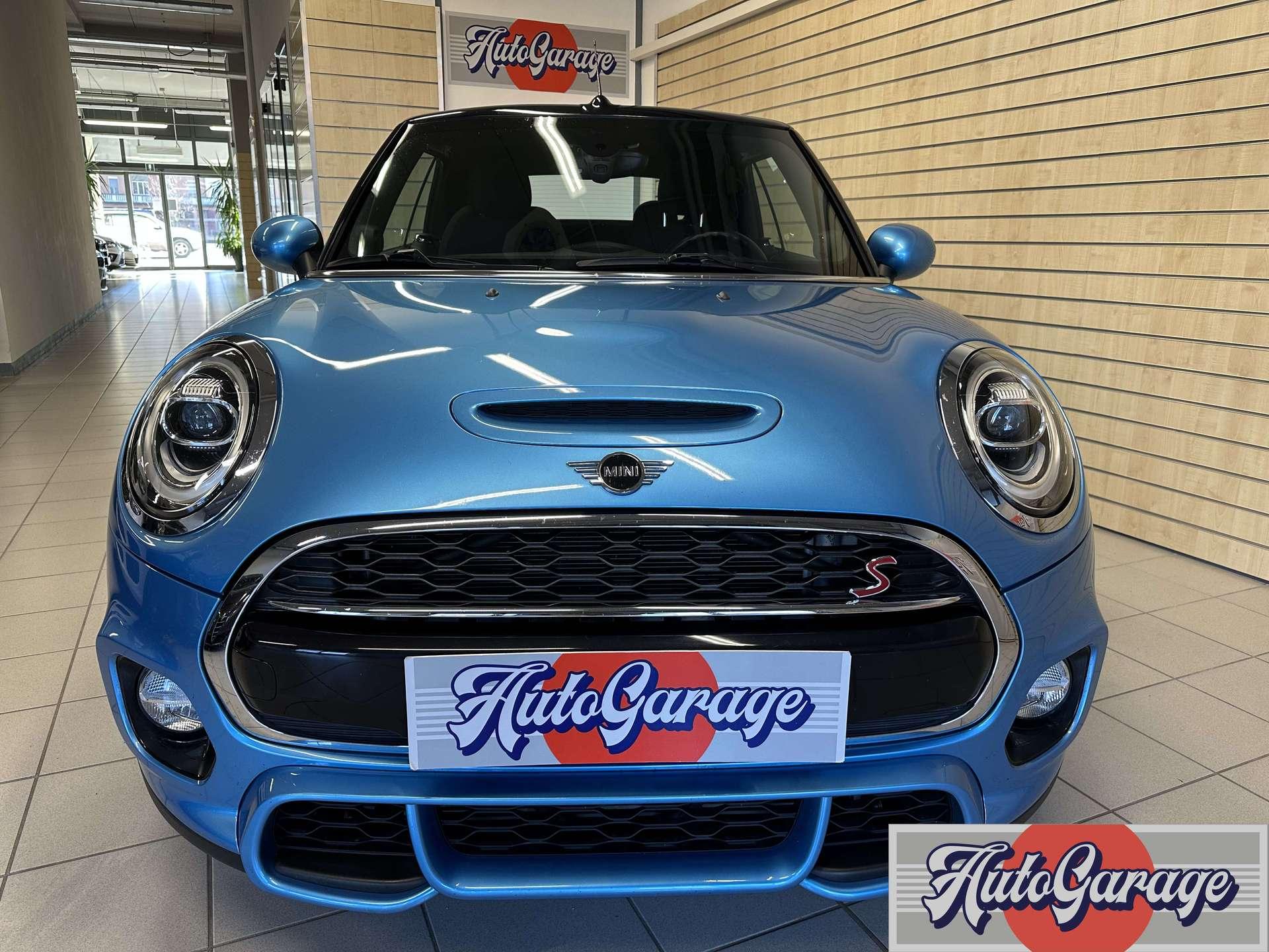 MINI Cooper S Cabrio  Mini IV F57 2018 Cabrio 2.0 JCW