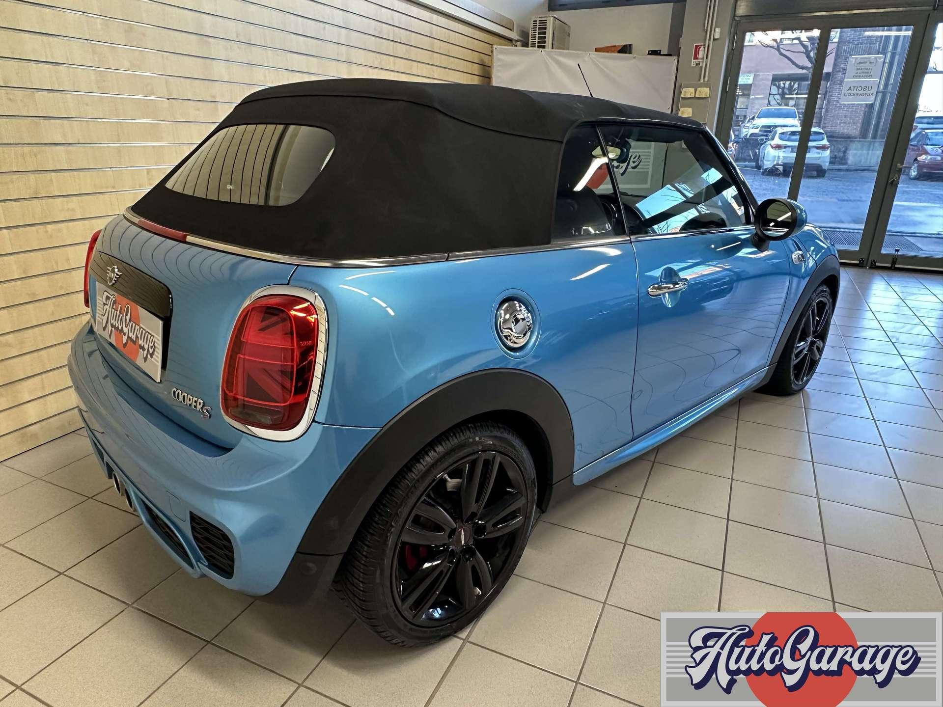 MINI Cooper S Cabrio  Mini IV F57 2018 Cabrio 2.0 JCW