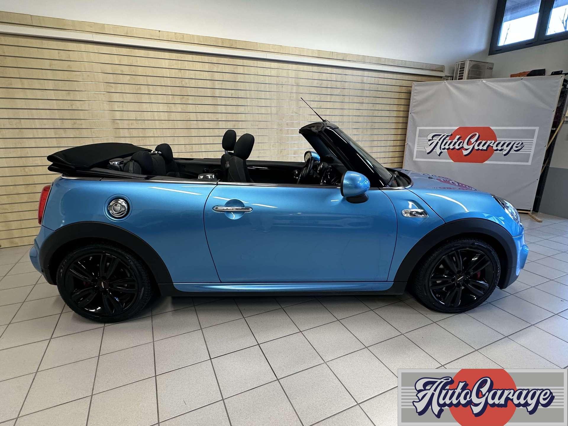 MINI Cooper S Cabrio  Mini IV F57 2018 Cabrio 2.0 JCW