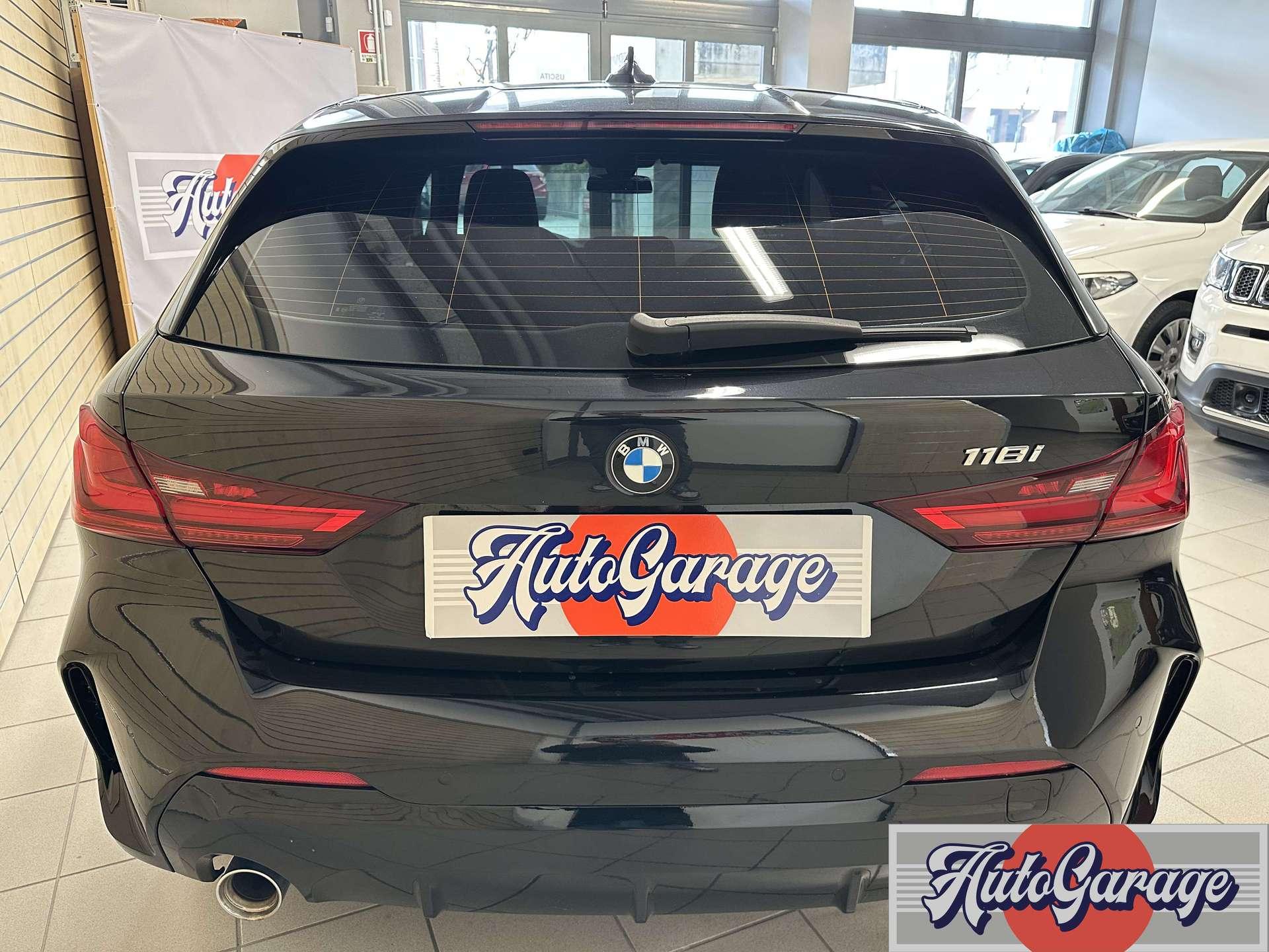 BMW 118  Serie 1 F40 118i Msport 140cv auto