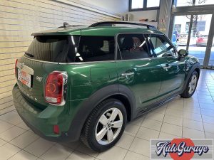 MINI One Countryman