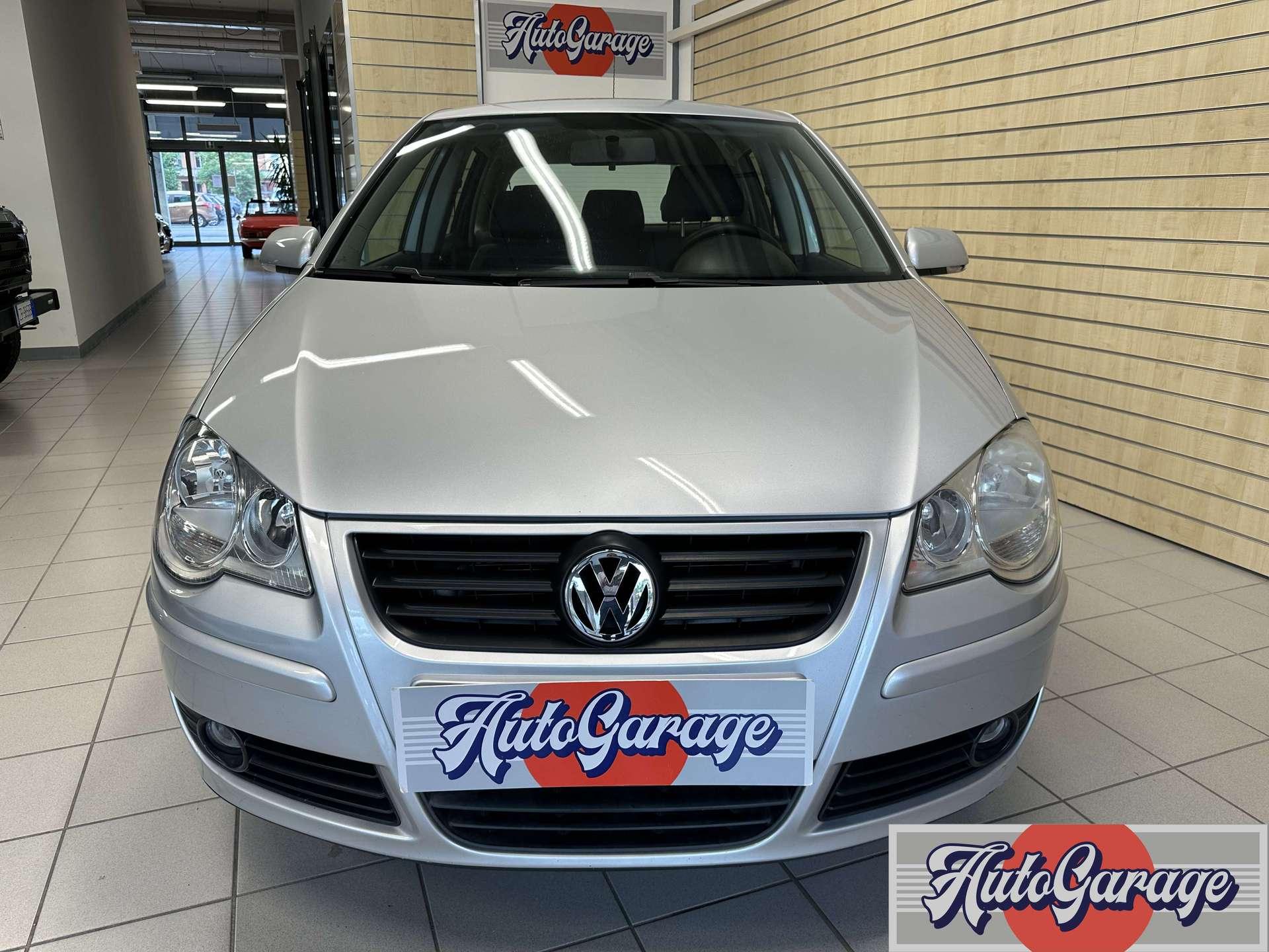 Volkswagen Polo  Polo IV 2005 5p 1.2 Comfortline CL 70cv