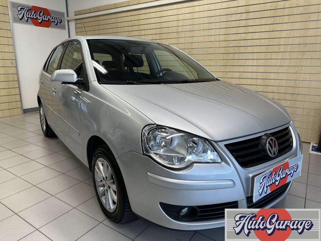 Volkswagen Polo  Polo IV 2005 5p 1.2 Comfortline CL 70cv