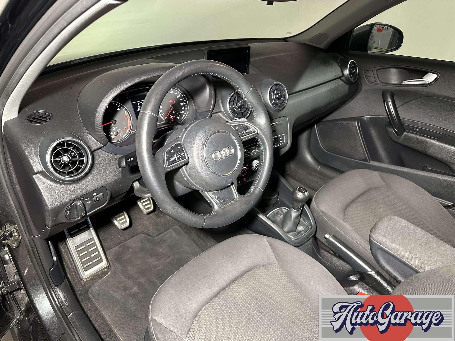 Audi A1  A1 Sportback 1.4 tdi S LINE LED