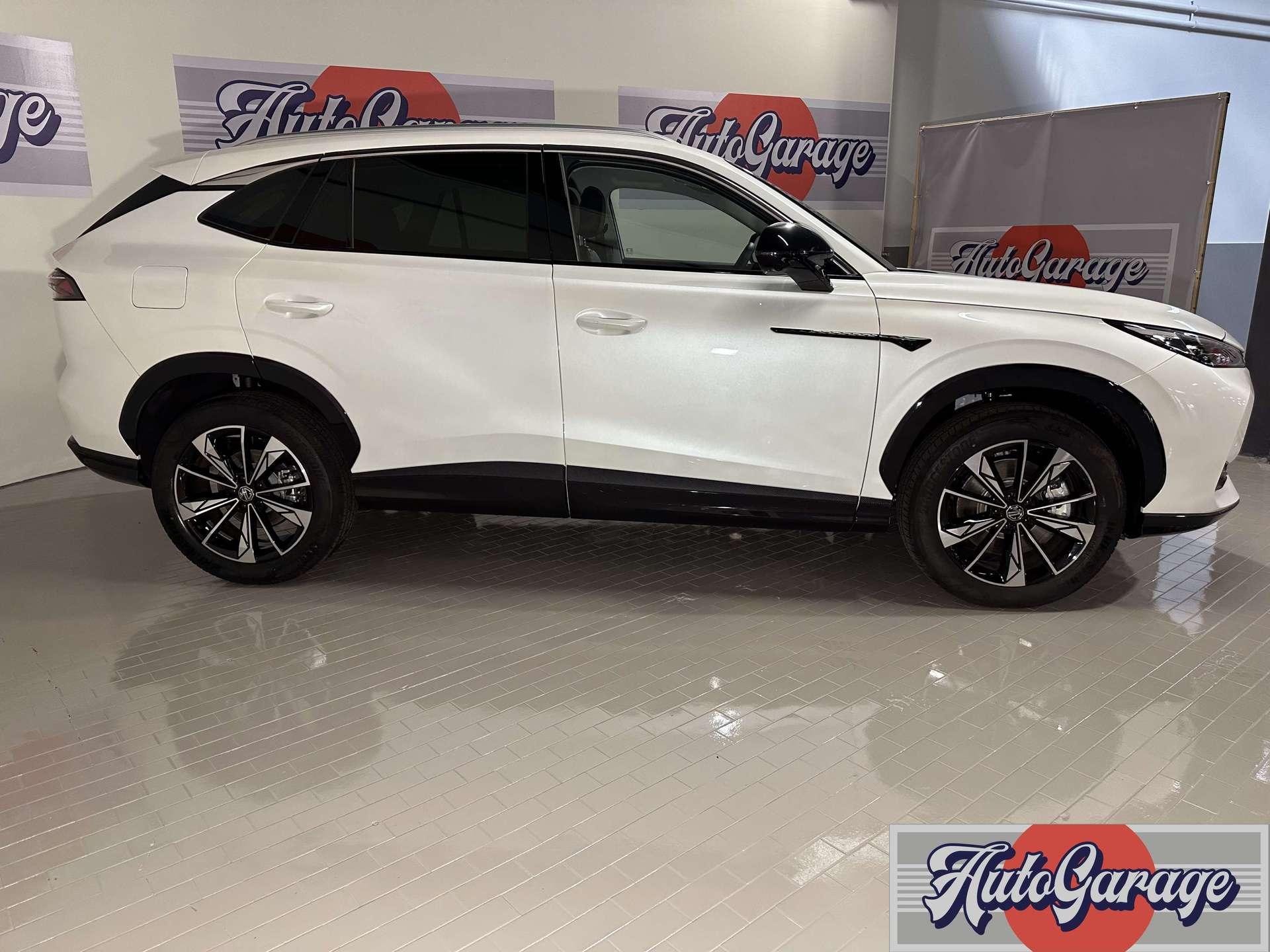 MG HS  HS 1.5 hybrid Luxury auto
