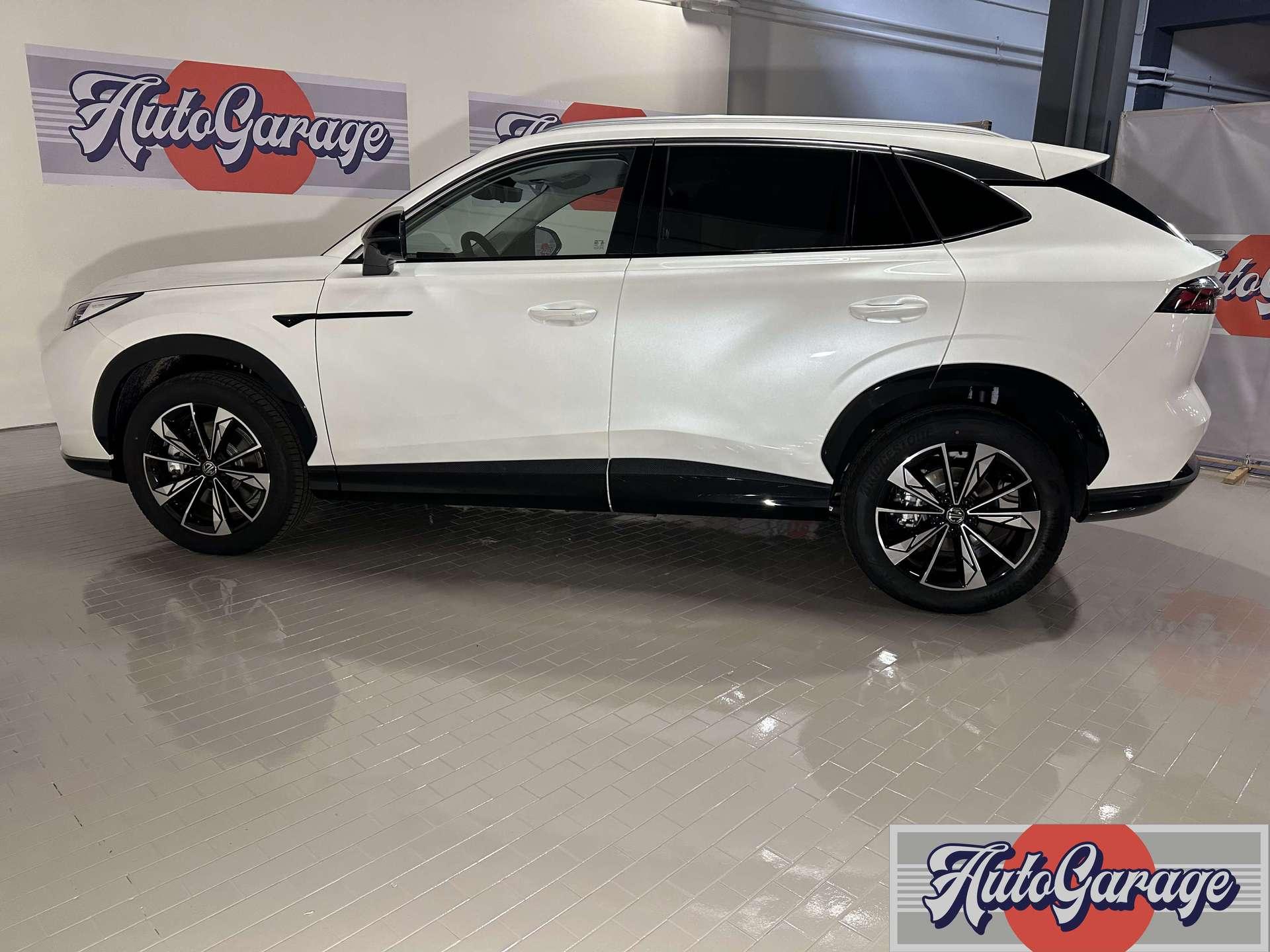 MG HS  HS 1.5 hybrid Luxury auto