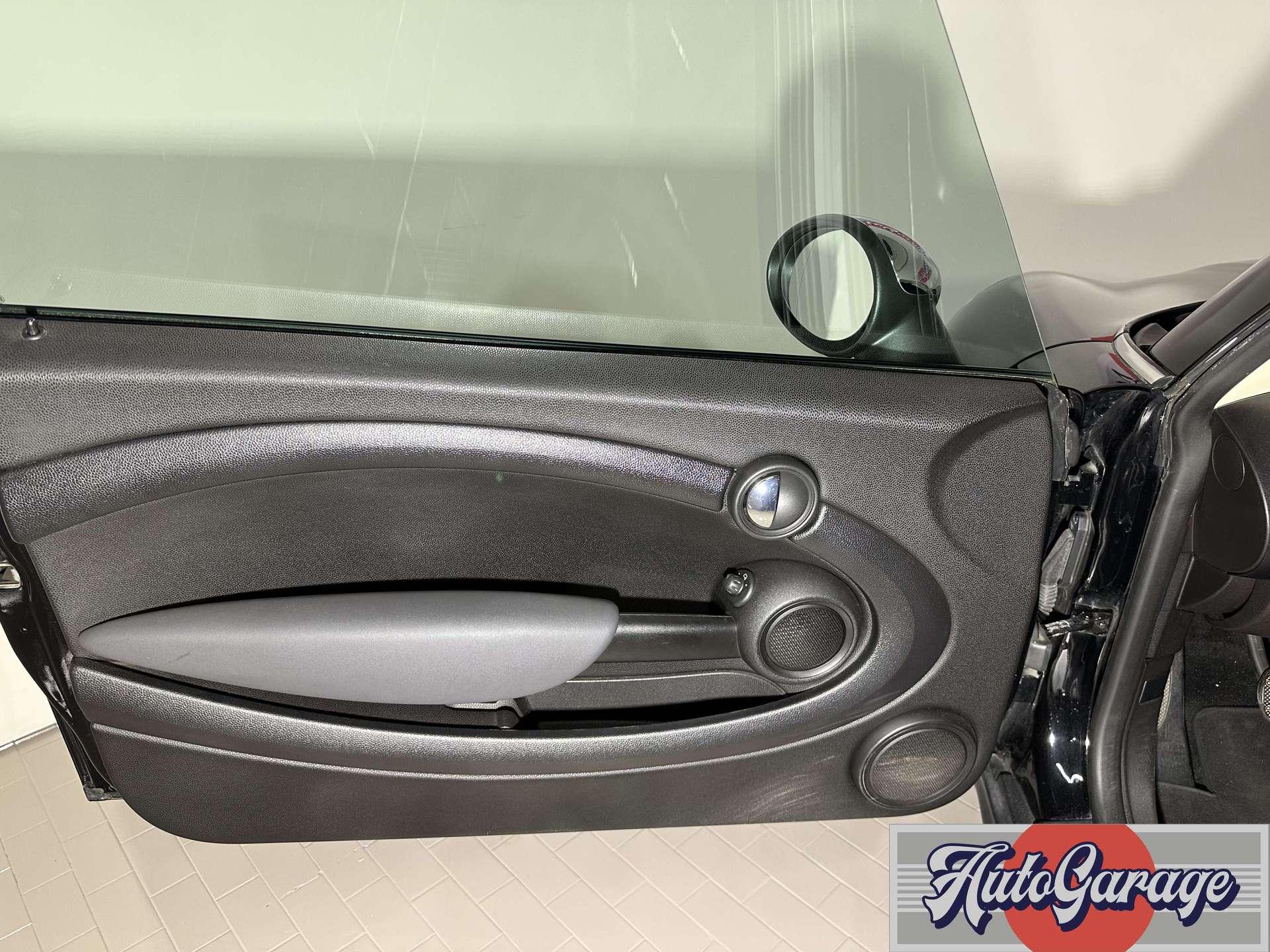 MINI One  Mini Hatchback 1.6